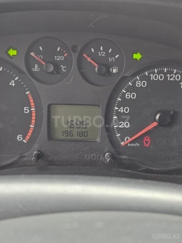 Ford Transit-14