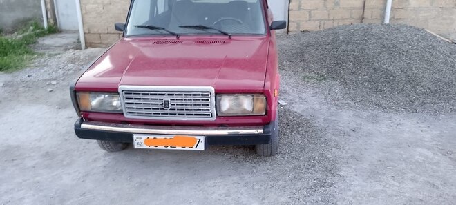 LADA (VAZ) 2107-1