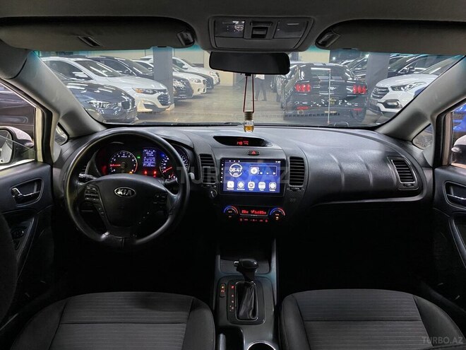 Kia Cerato-9