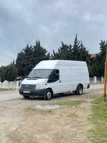 Ford Transit-1