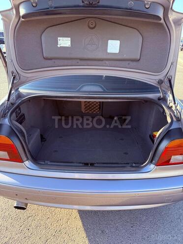 BMW 525-13