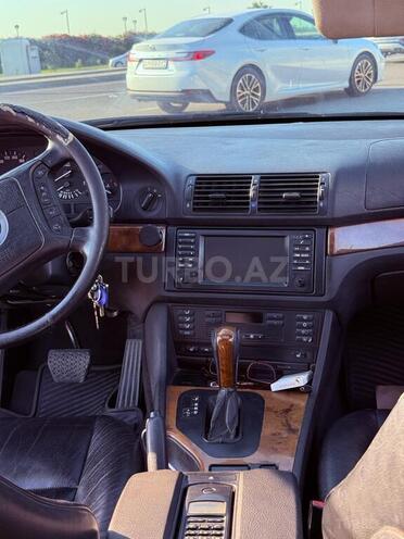 BMW 525-8