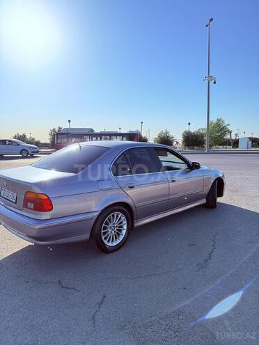 BMW 525-5