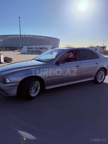 BMW 525-4
