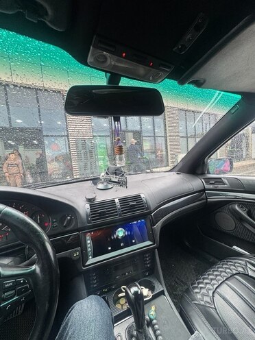 BMW 525-5