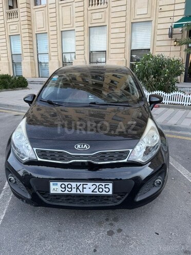 Kia Rio-1