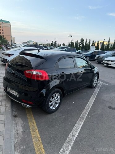 Kia Rio-4