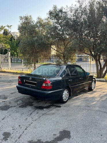 Mercedes C 250-4