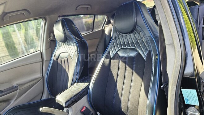 Honda Insight-11