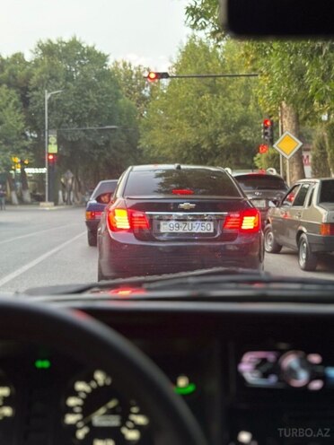 Chevrolet Cruze-4