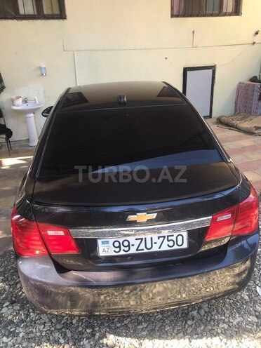 Chevrolet Cruze-2