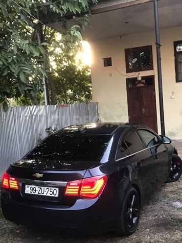 Chevrolet Cruze-6