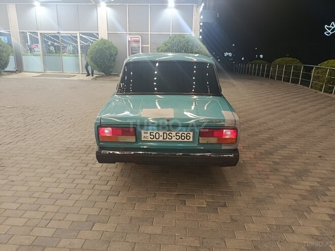 LADA (VAZ) 2107-2