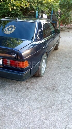 Mercedes 190-6