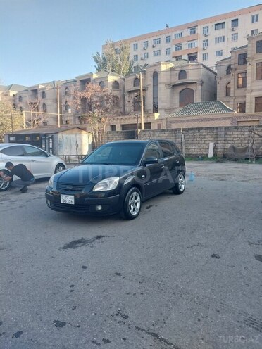 Kia Rio-1