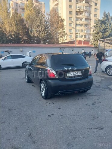 Kia Rio-4