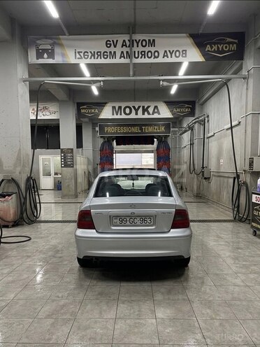 Opel Vectra-2