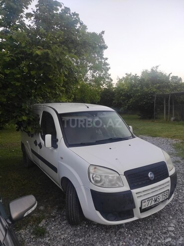 Fiat Doblo-1