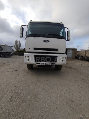 Ford Cargo-1
