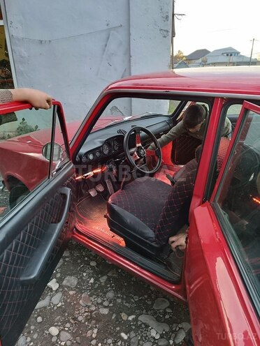 LADA (VAZ) 21011-2