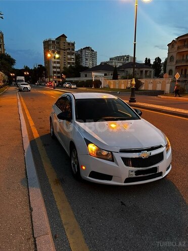 Chevrolet Cruze-10