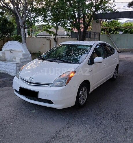 Toyota Prius-1