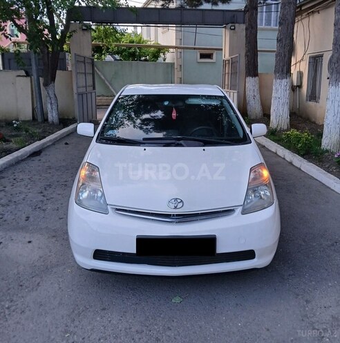 Toyota Prius-2