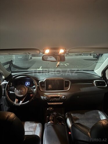 Kia Sorento-6