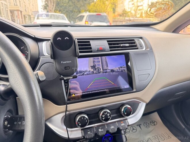 Kia Rio-7