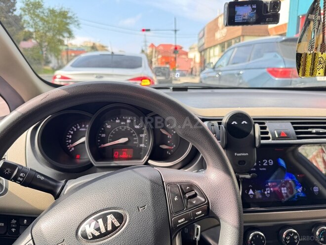 Kia Rio-8