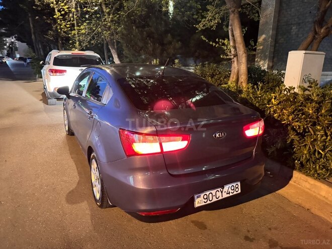 Kia Rio-10