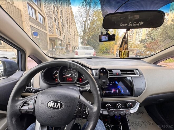 Kia Rio-6