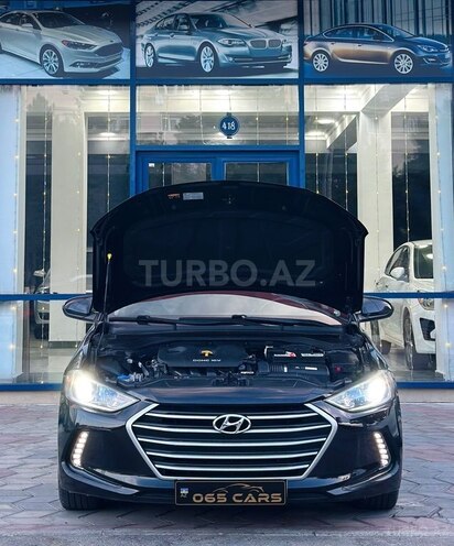 Hyundai Elantra-2