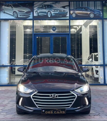 Hyundai Elantra-1