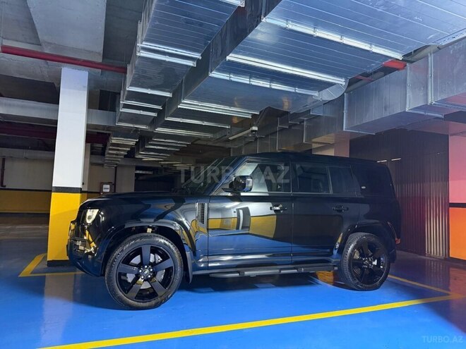 Land Rover Defender-4