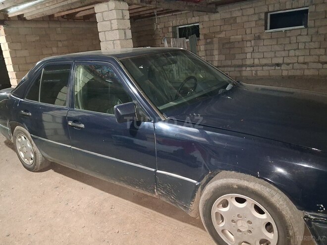 Mercedes 200 E-3