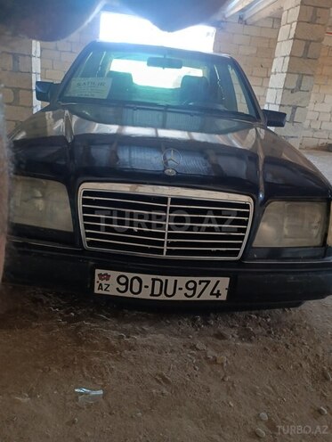 Mercedes 200 E-4