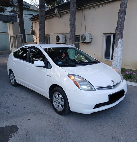Toyota Prius-3