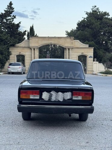 LADA (VAZ) 2107-2