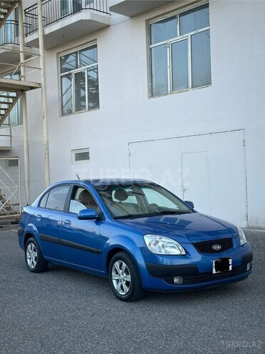 Kia Rio-5