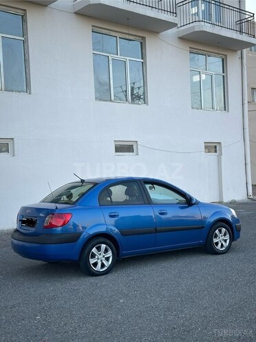 Kia Rio-15