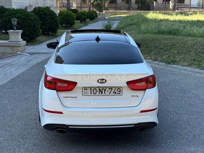 Kia Optima-12