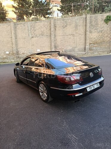 Volkswagen Passat CC-11