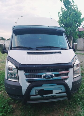 Ford Transit-1