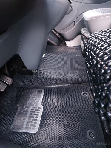Ford Transit-11