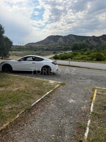Hyundai Genesis Coupe-3