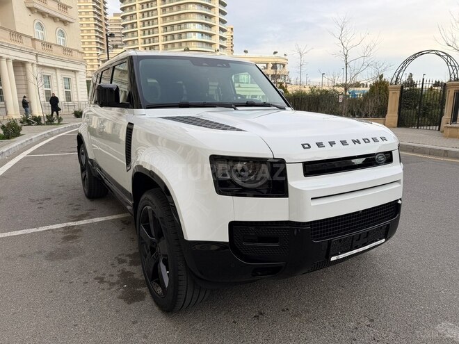 Land Rover Defender-3