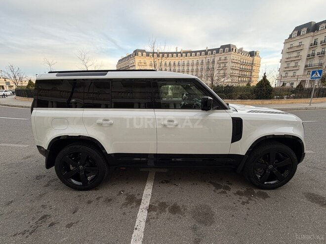 Land Rover Defender-8