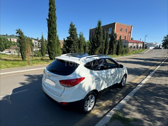 Hyundai ix35-6
