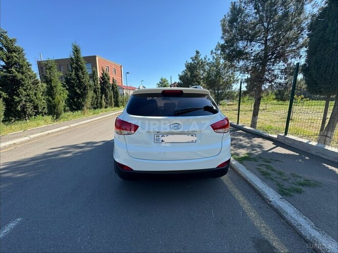 Hyundai ix35-5